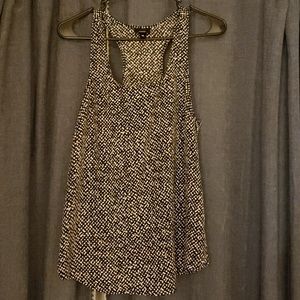 Women's sleeveless blouse